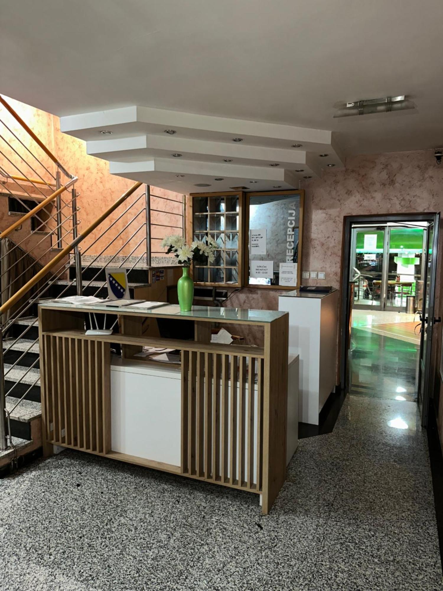 Hotel Brkic Sarajevo Airport - Free Parking المظهر الخارجي الصورة