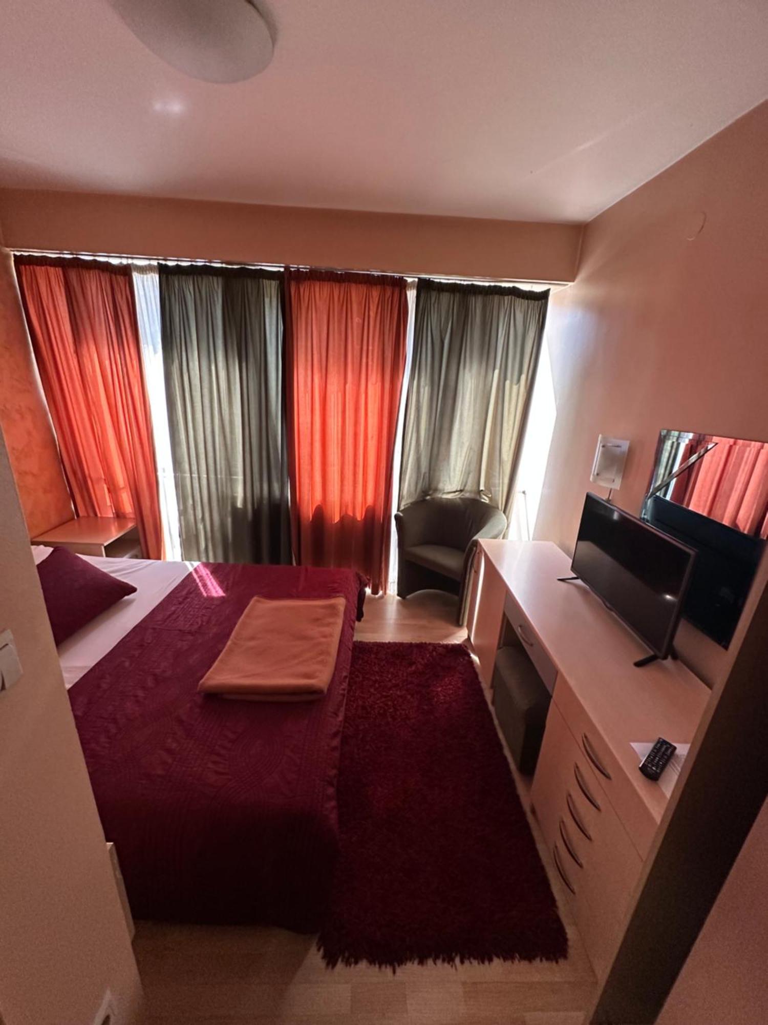 Hotel Brkic Sarajevo Airport - Free Parking المظهر الخارجي الصورة